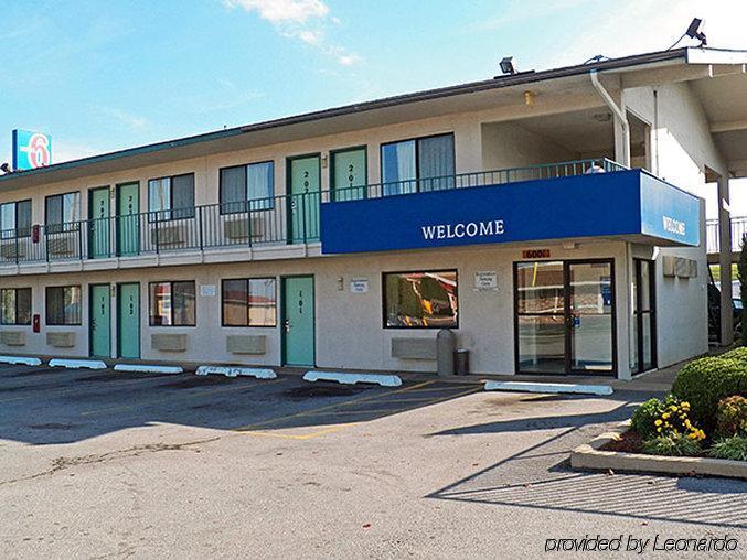 Rodeway Inn Fort Smith I-540 Zewnętrze zdjęcie